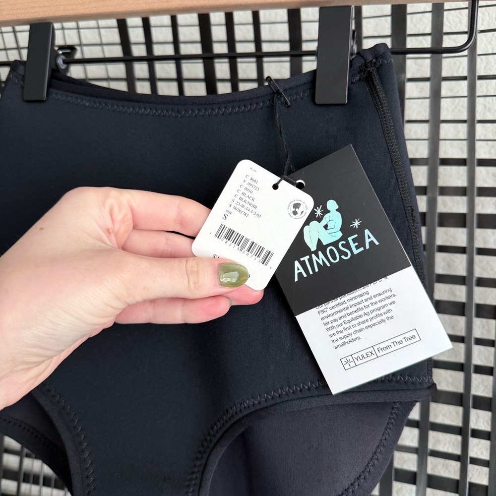 Atmosea high waisted surf bottoms black - Picture 6 of 6